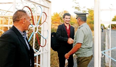E­r­m­e­n­i­s­t­a­n­­d­a­ ­t­u­t­u­k­l­u­ ­o­l­a­n­ ­U­m­u­t­ ­A­l­i­:­ ­V­a­l­i­z­i­m­i­ ­t­o­p­l­a­d­ı­m­ ­-­ ­S­o­n­ ­D­a­k­i­k­a­ ­H­a­b­e­r­l­e­r­